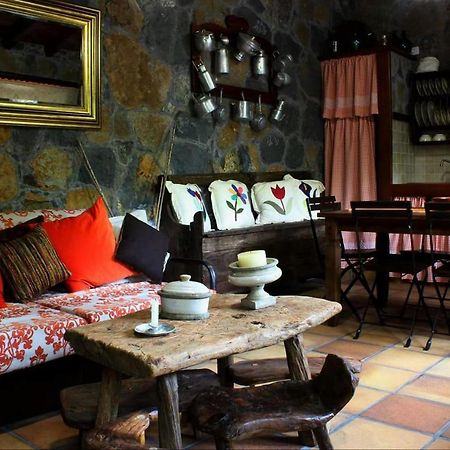 Casa Mary Lola Pension Tinor Buitenkant foto